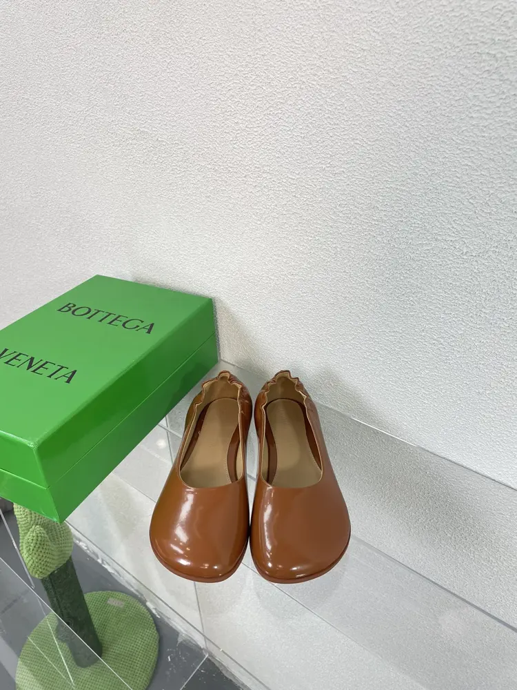 BOTTEGA VENETA’s latest spring