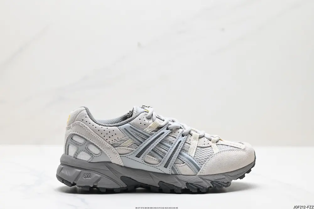 ASICS breathable mesh upper with some synthetic leather material uses the new AHAR+ rubber 1202A275-021