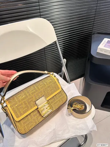 Fendi Baguette