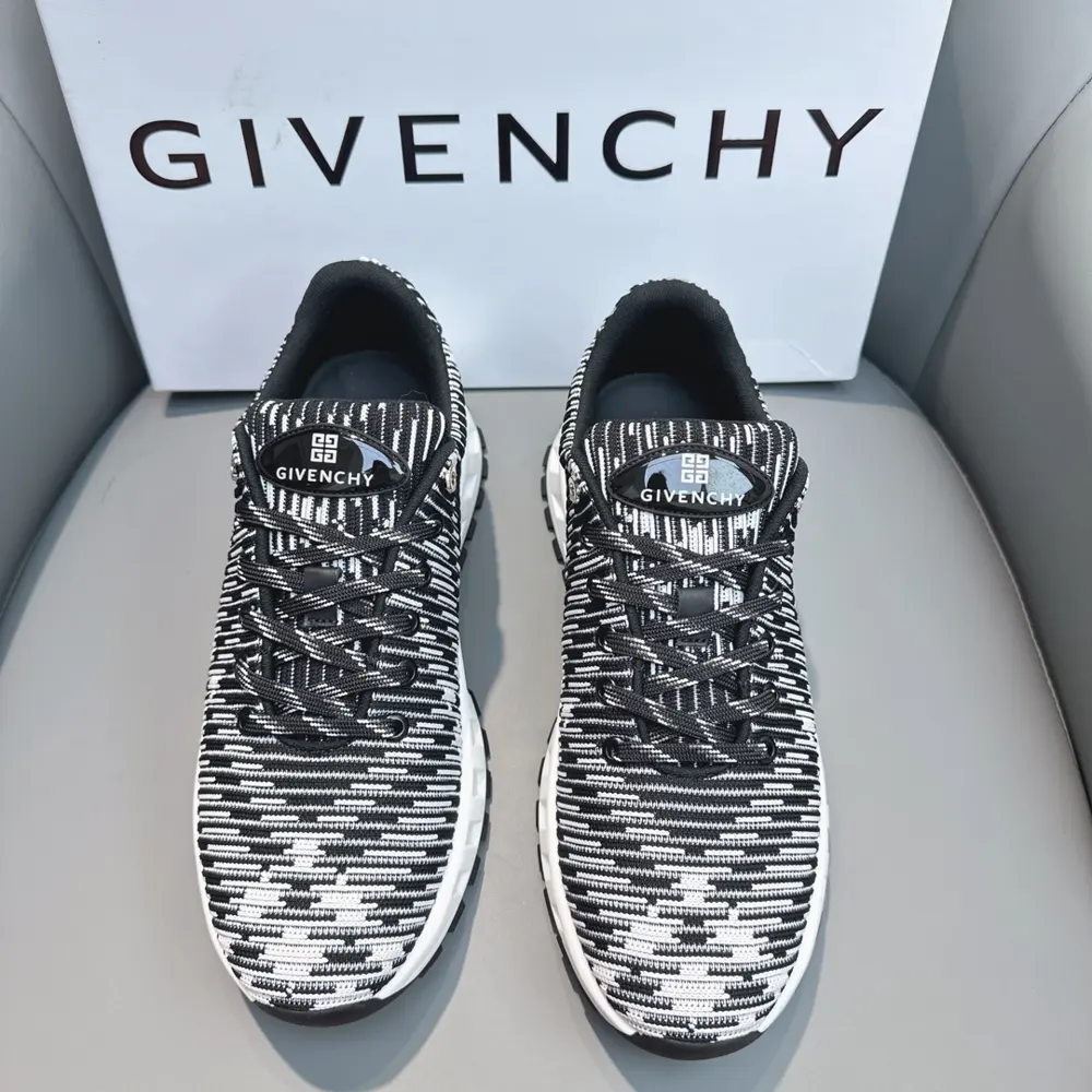 Givenchy thick-soled height-enhancing casual sports shoes