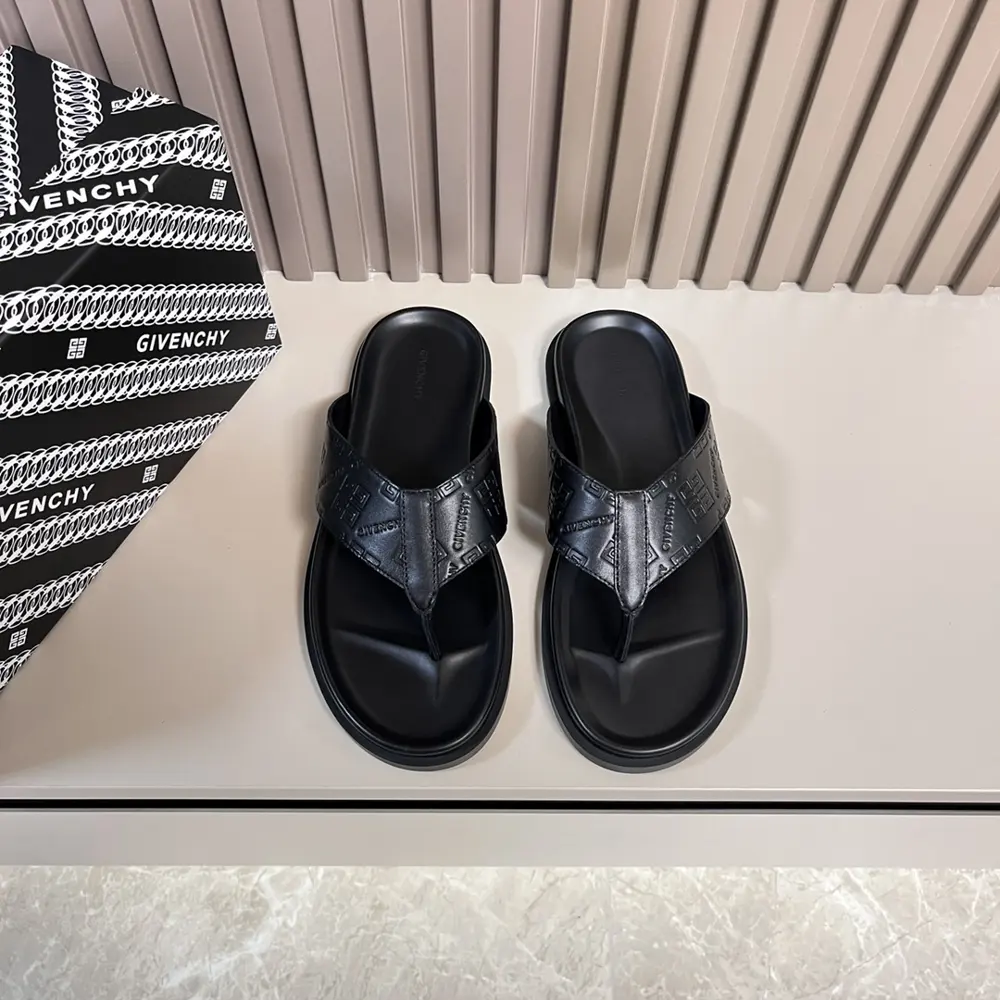 Givenchy slippers