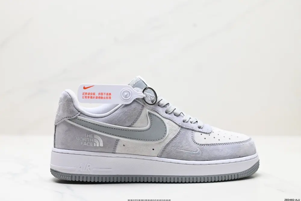 NIKE AIR FORCE 1’07 Sneakers KK3333-004