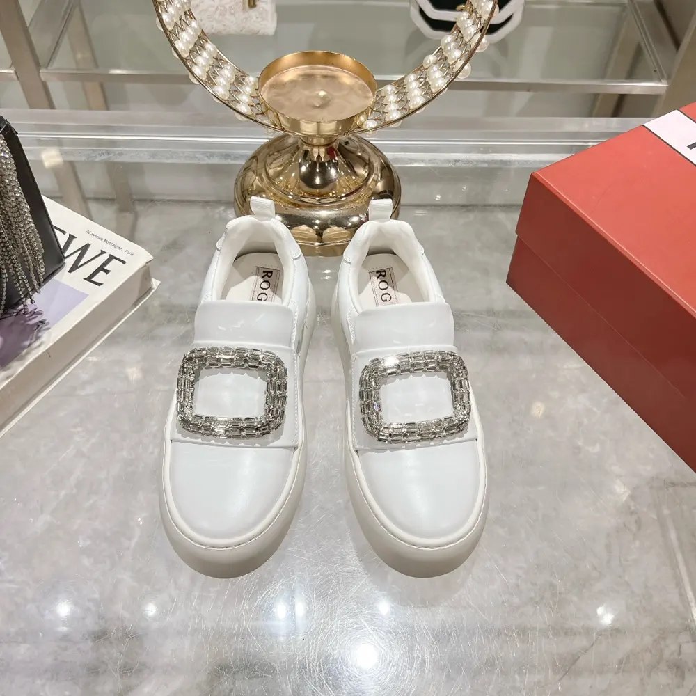 Roger Vivier new Viv Golf diamond buckle thick-soled white shoes
