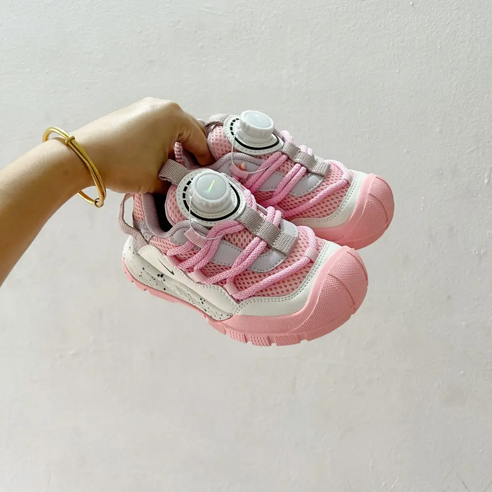 Nike anti-skid tire sole children’s hiking shoes