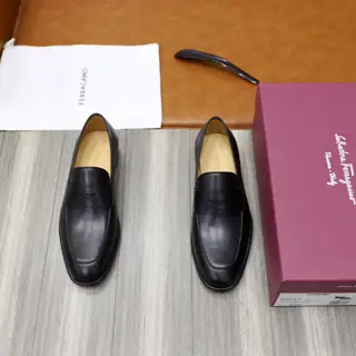 Salvatore Ferragamo Ferragamo Men’s Cowhide Loafers