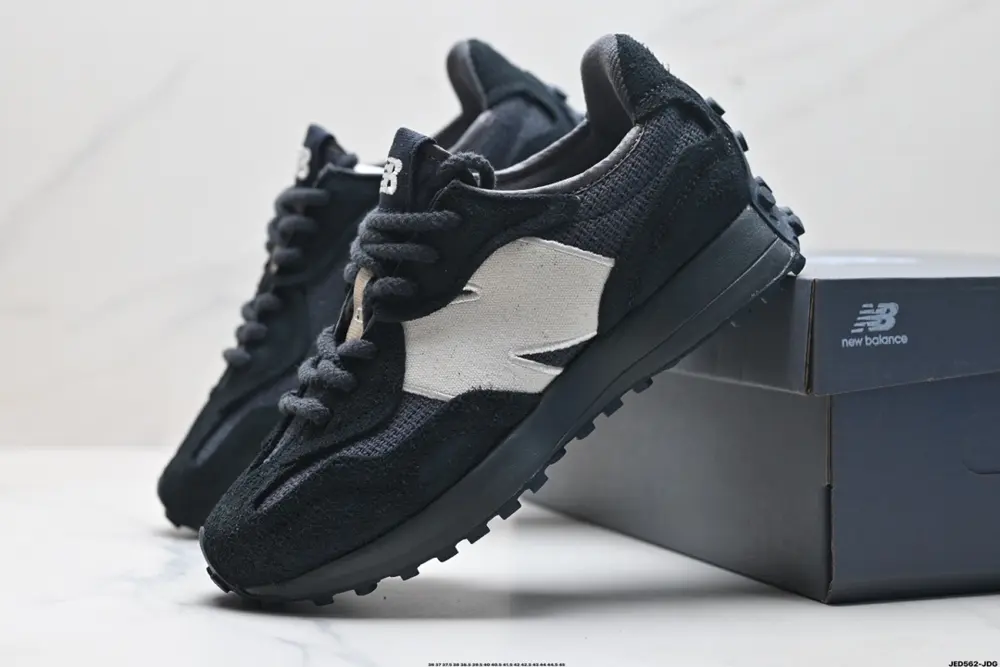 New Balance Shoes U327WVE