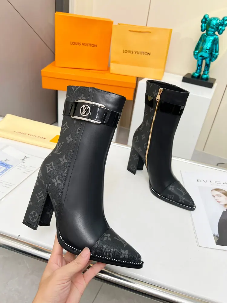 Louis Vuitton is luxurious and simple. Heels