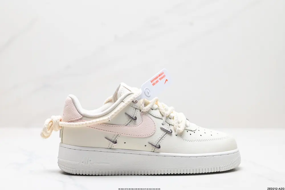 NIKE AIR FORCE 1’07 Sneakers FC8110-181