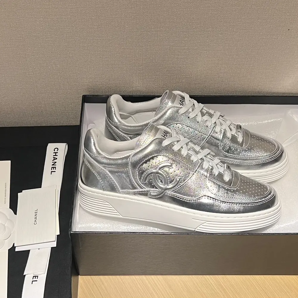 Chanel sports shoes are hot-selling items on major platforms~and are also the first choice