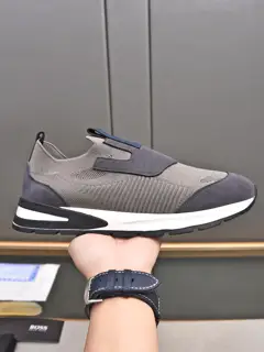 BOSS’s latest men’s slip-on casual sports shoes