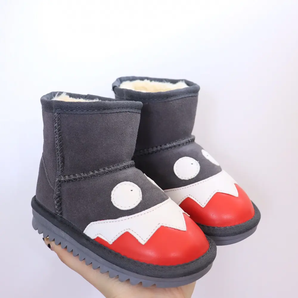 UGG Animal World Children’s Snow Boots