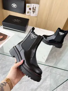 Women’s shoes Sports original PRADA new Prada 2024 autumn and winter catwalk boots Taikoo