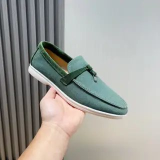 Loro piana couple style-new moccasin shoes. The water-repellent velvet upper is matched