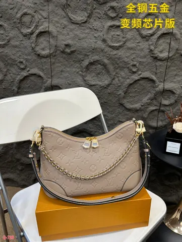 Louis Vuitton Crossbody