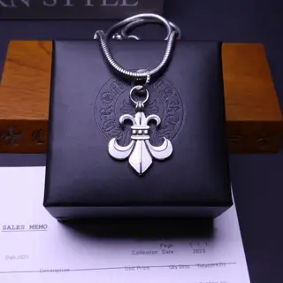 Chrome Hearts necklace