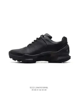 ECCO men’s outdoor sneakers