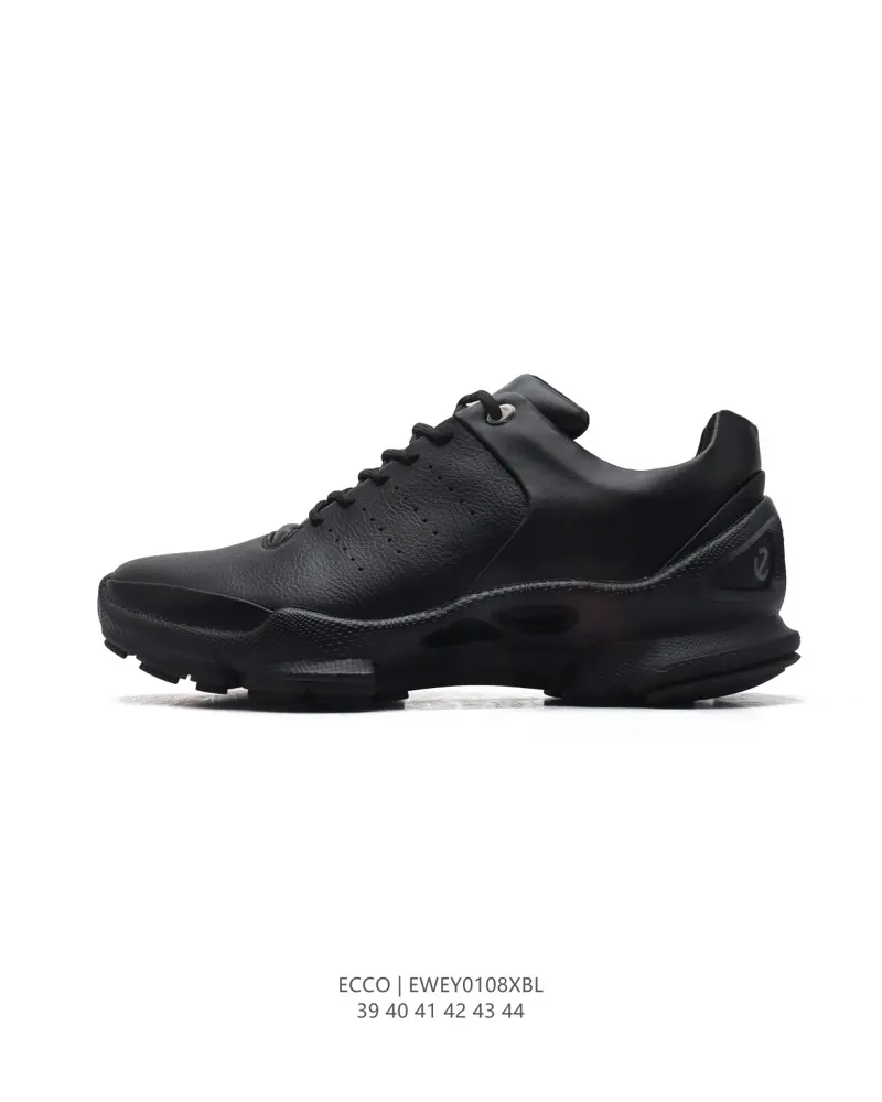 ECCO men’s outdoor sneakers