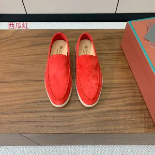 Loro piana smooth loafers. Italian top-grade cashmere is retro