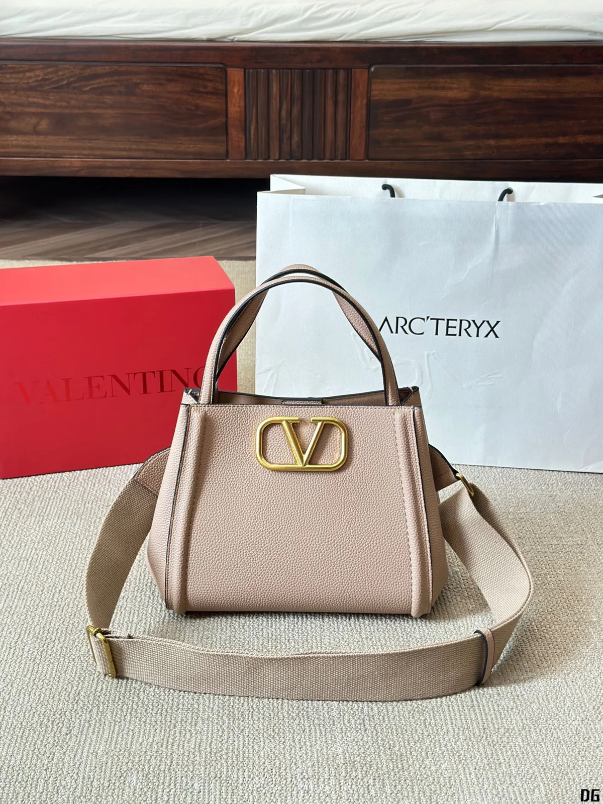 Valentino Tote