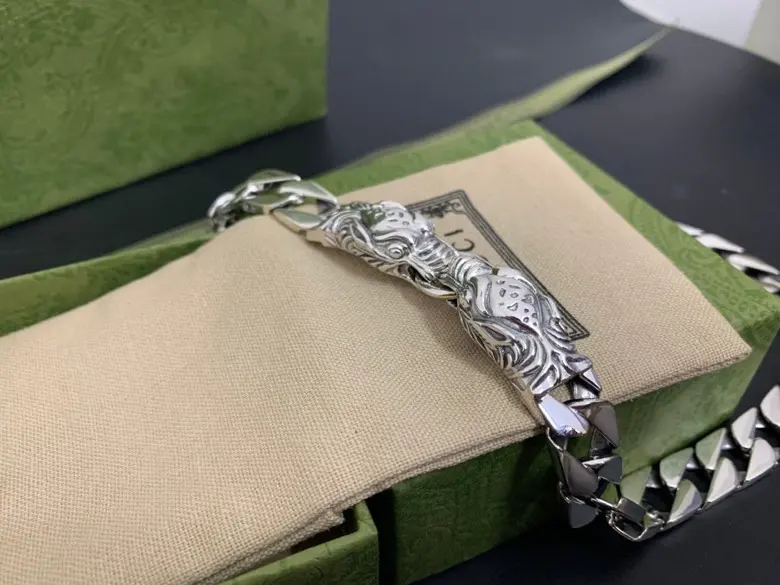 Gucci Large size Small size Necklace