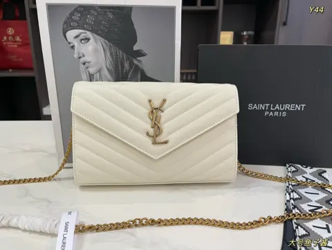 Yves Saint Laurent Bag