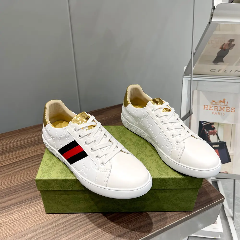 GUCCI casual men’s shoes. The same style as the star Jay Chou