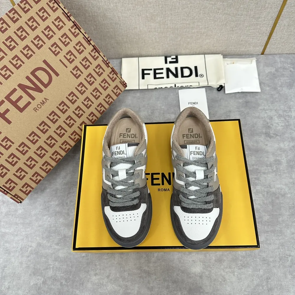 Fendi Retro Contrast Color Sneakers Fend* Match compact design sneakers with retro label on