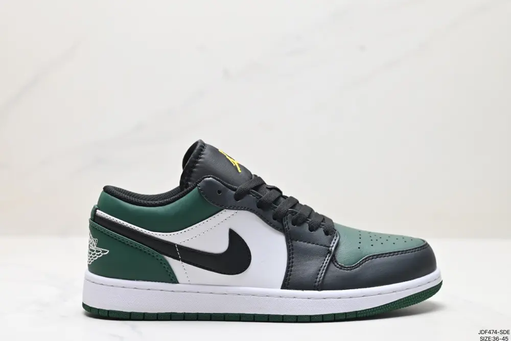 Nike Air Jordan 1 Low Sneakers 553558-128