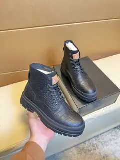 UGG unique modern sports shoes. Counter purchase Casual shoes Original leather imported