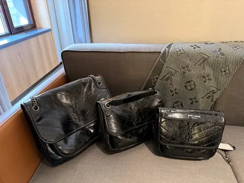 Yves Saint Laurent Bag