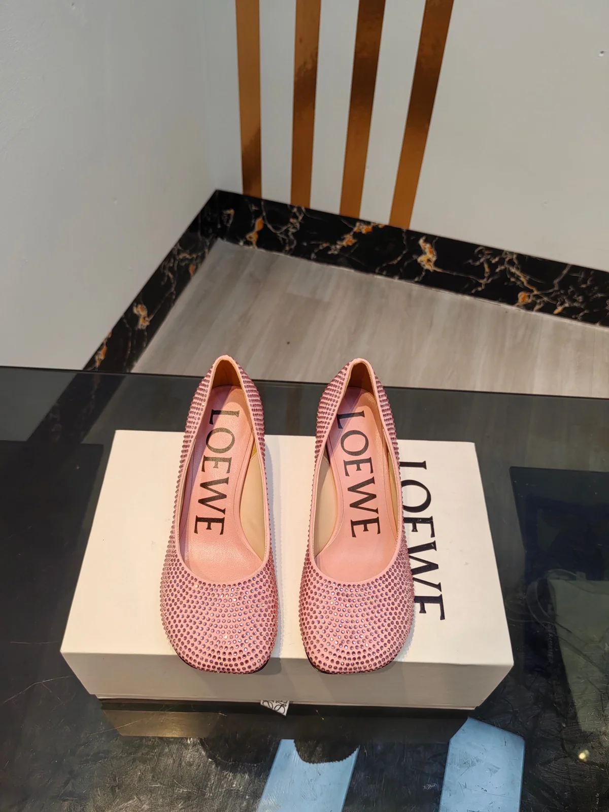 Women’s shoes