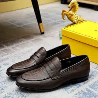 FENDI men’s formal leather shoes Classic series not to be missed The