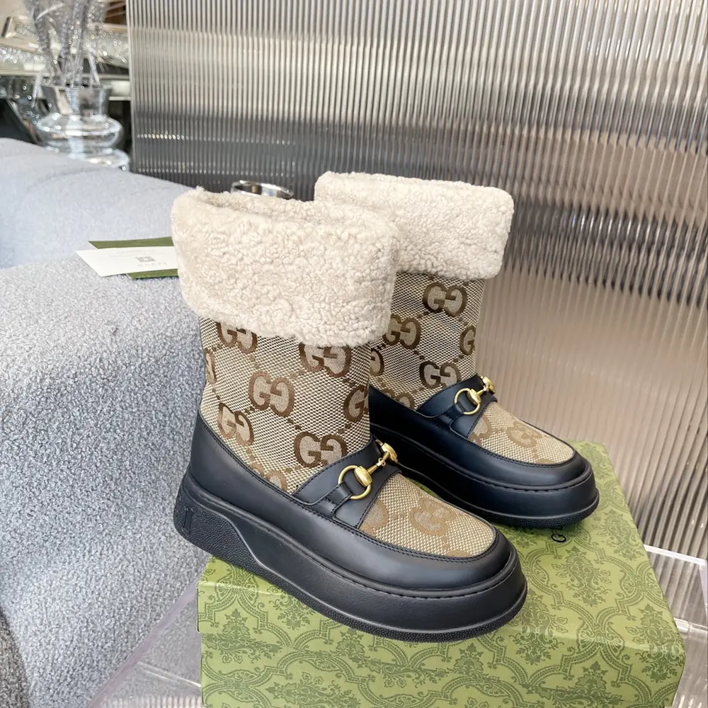 Gucci Merino sheepskin and fur snow boots