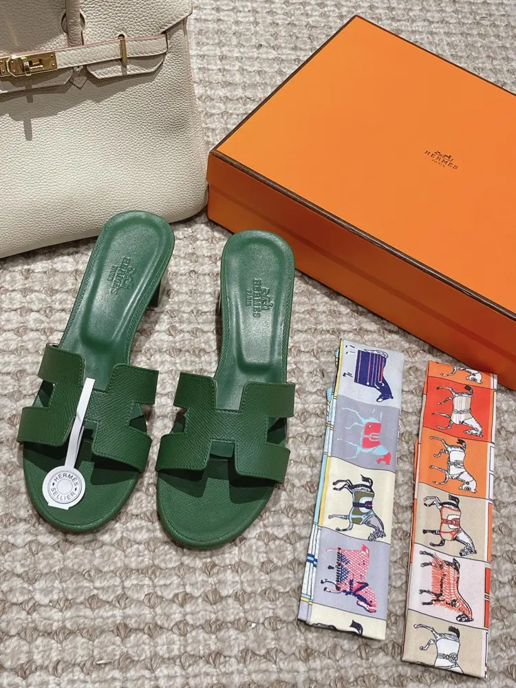 Hermes Palm print Heels