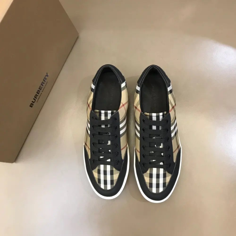 Burberry’s classic low-top sneaker for men