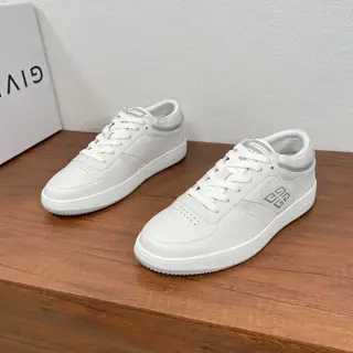 Givenchy men’s leather low-top sneakers