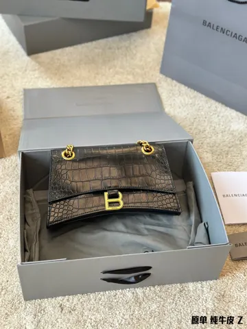 Balenciaga Bella