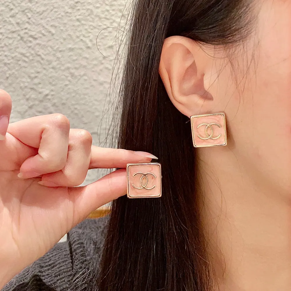 Chanel second-hand earrings