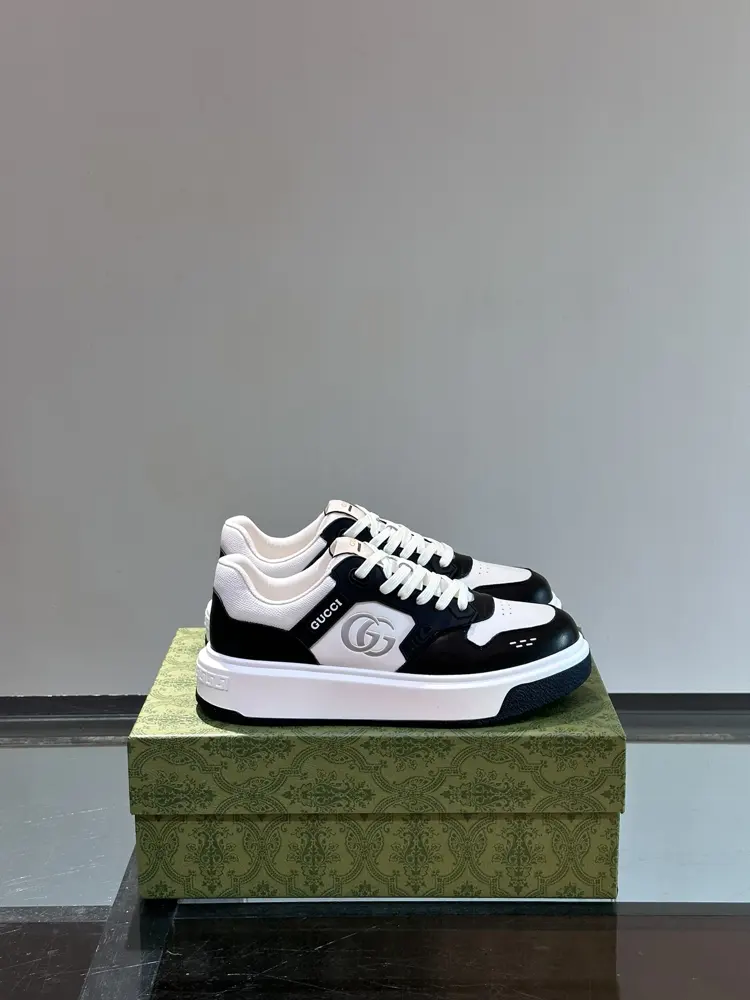 Gucci sneakers