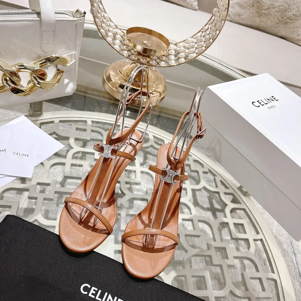 Celine 2024vs Spring Planting Summer Grass The hottest new sandal series