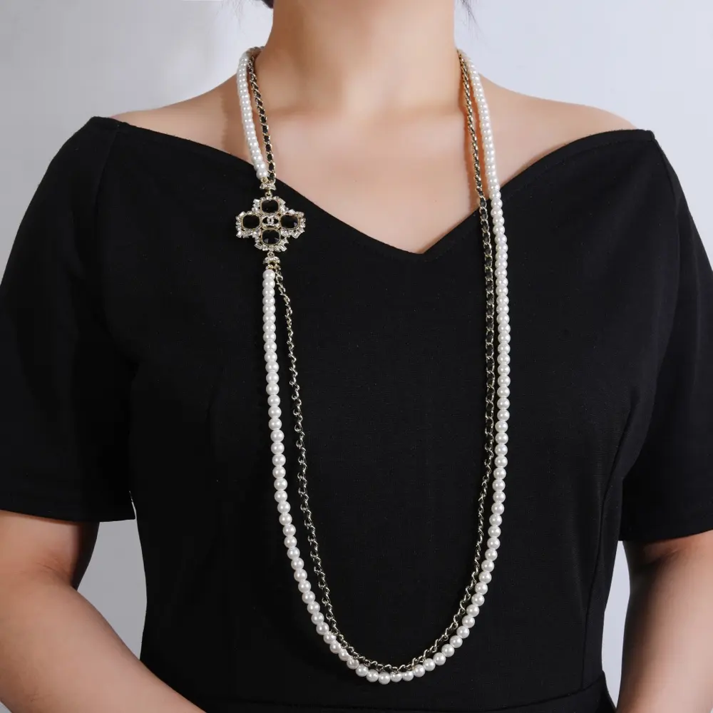 Chanel pearl necklace