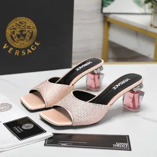 Versace Milan Fashion Show transparent perfume crystal thick heel new perfume heel