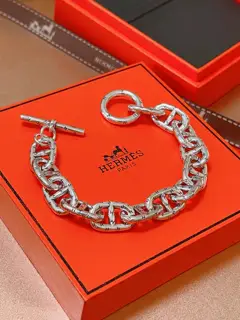 New Hermès bracelet thickened platinum version. High-end precision version