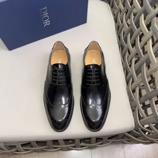 Dior Derby Shoes|Formal leather shoes with leather sole|Crafted with open-edge pearl