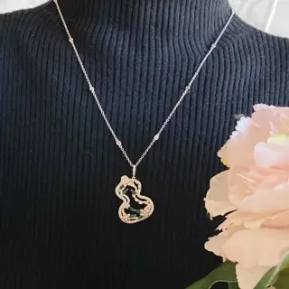 Qeelin Kirin Flower Vine Green Gourd Necklace