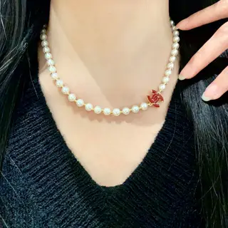 Chanel vintage necklace