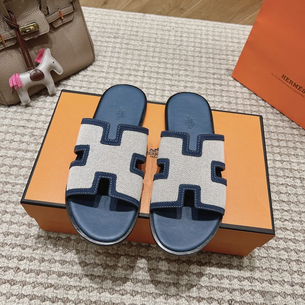 Hermès Colorblocked Hermès leather fabric