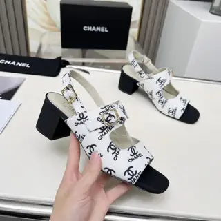 Chanel Spring and Summer Sandals and Dance Shoes Series New Loafers Full of Retro Style