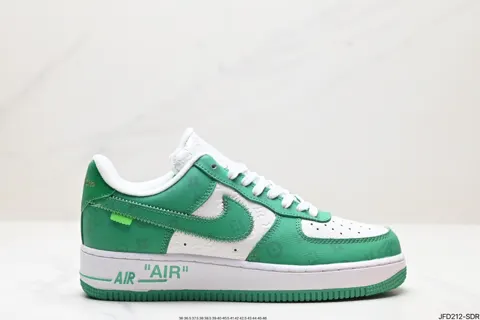 Nike LOUIS VUITTON X NIKE AIR FORCE1 original last and original cardboard to create a pure MS1211