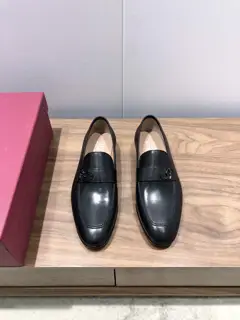 Salvatore Ferragamo men’s leather shoes